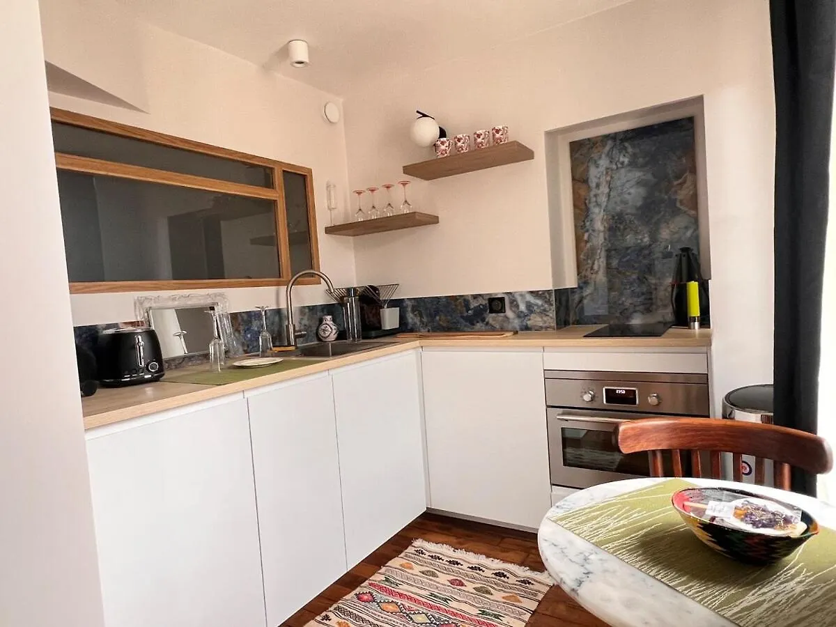 Studio Independant 27 M2 Jardin Du Luxembourg Paris 0*,  França