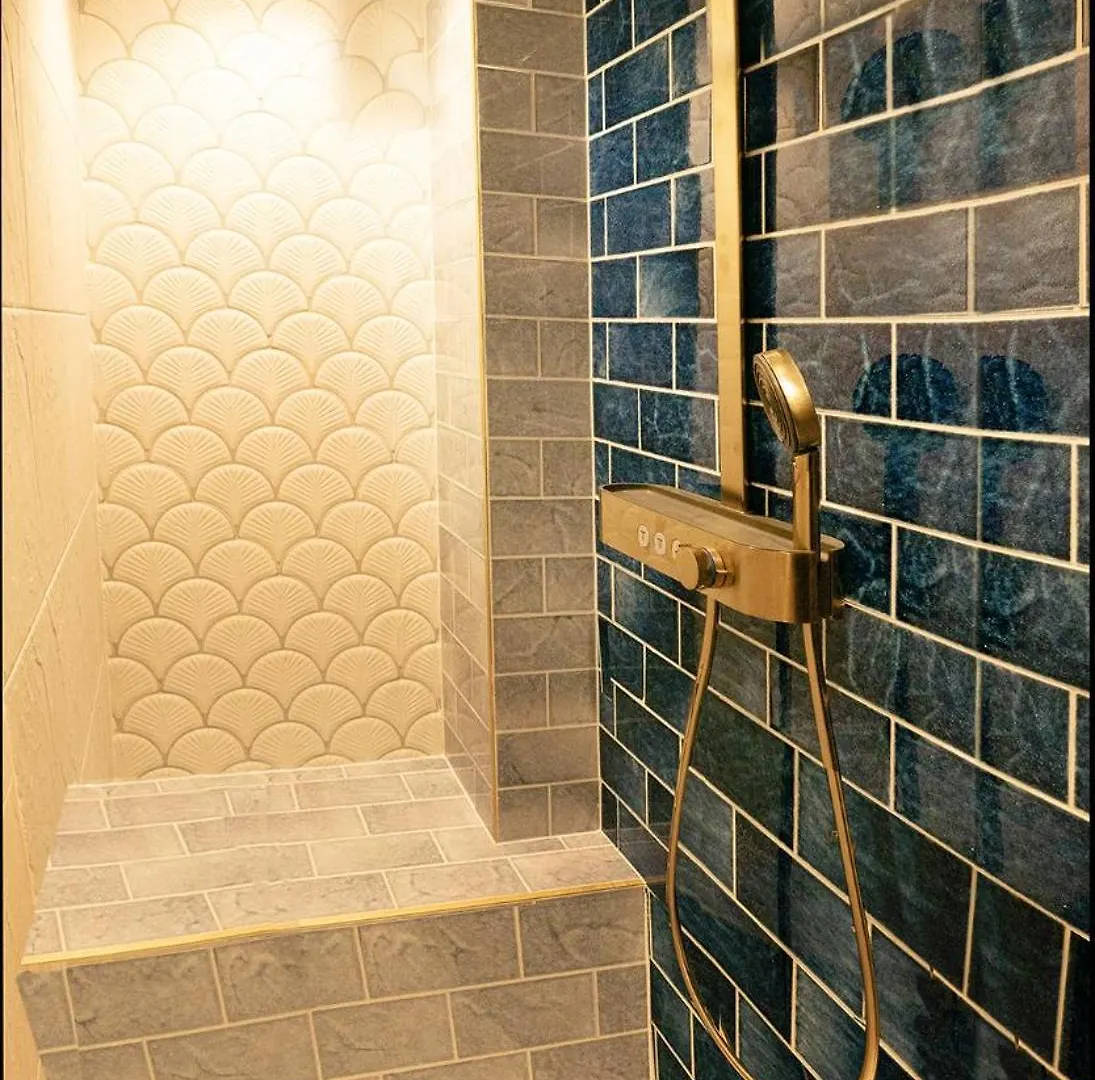 Studio Independant 27 M2 Jardin Du Luxembourg باريس بيت ضيافة