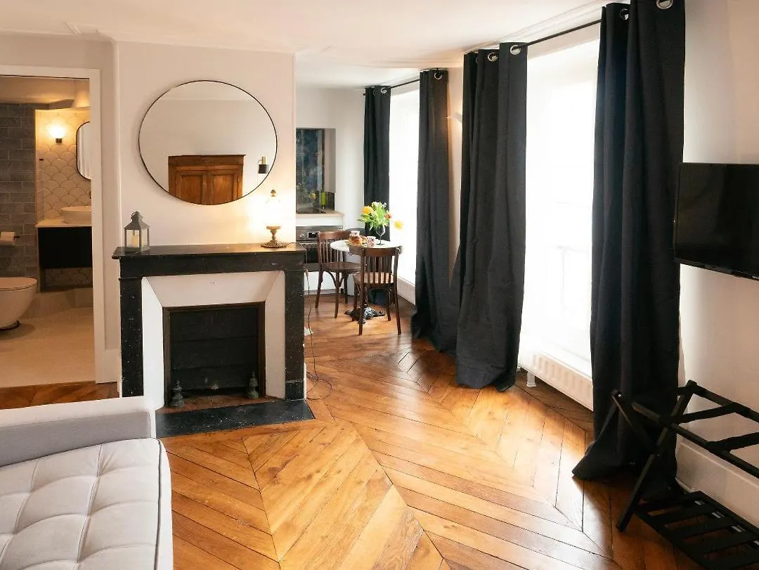 Studio Independant 27 M2 Jardin Du Luxembourg باريس 0*,